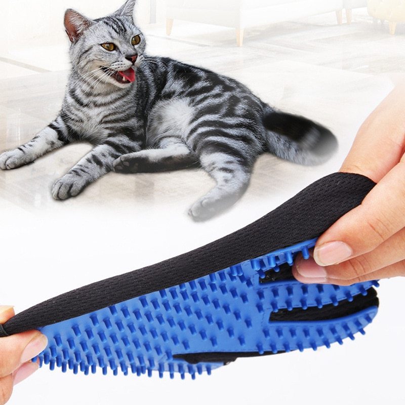 Pet Grooming & Massage Glove - Happy Paws - Furbizzle